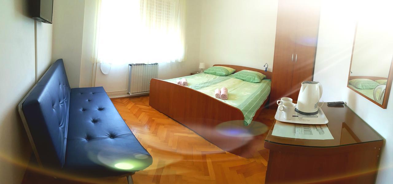 Bed and Breakfast Pansion Margerita Poreč Exterior foto